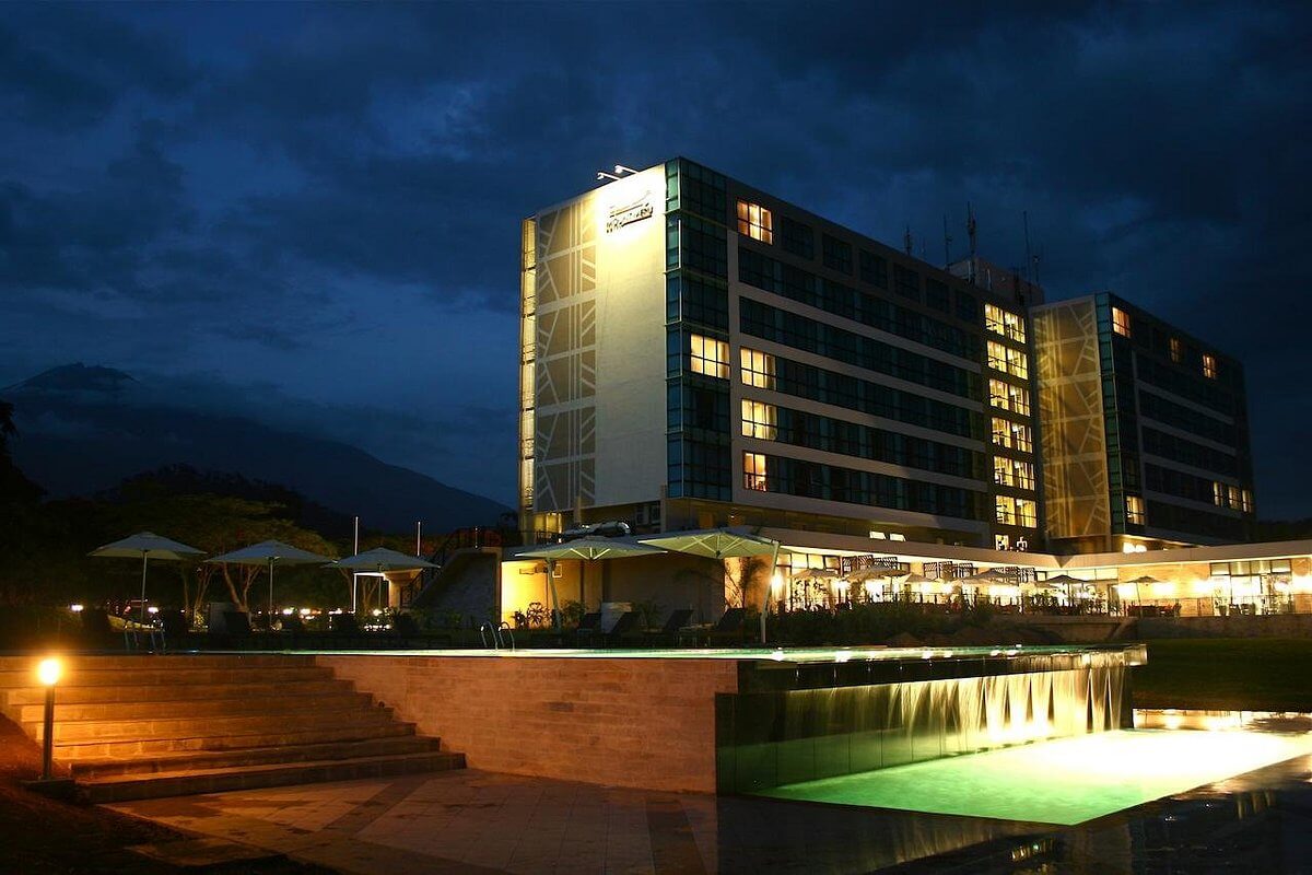 mount meru hotel2