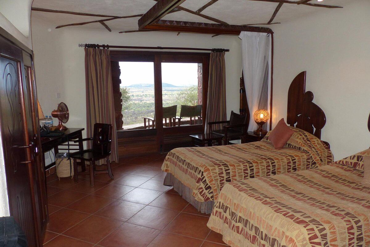 serena serengeti hotel